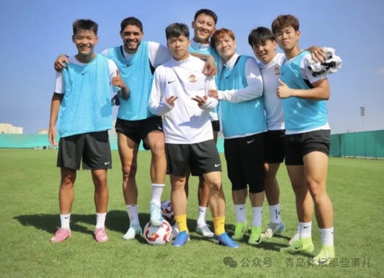  记者：刘小龙接近加盟青岛西海岸，正随队在迪拜拉练只差官宣